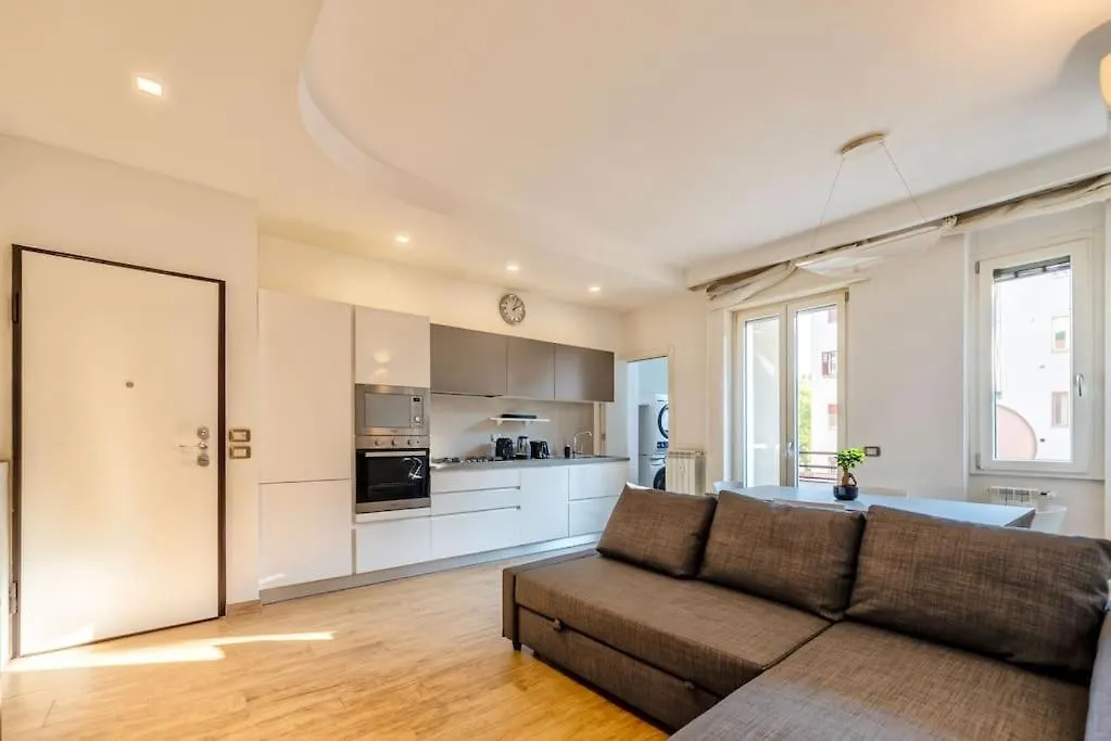 Apt. Linate - Duomo A 10 Minuti Apartment Milan Italy