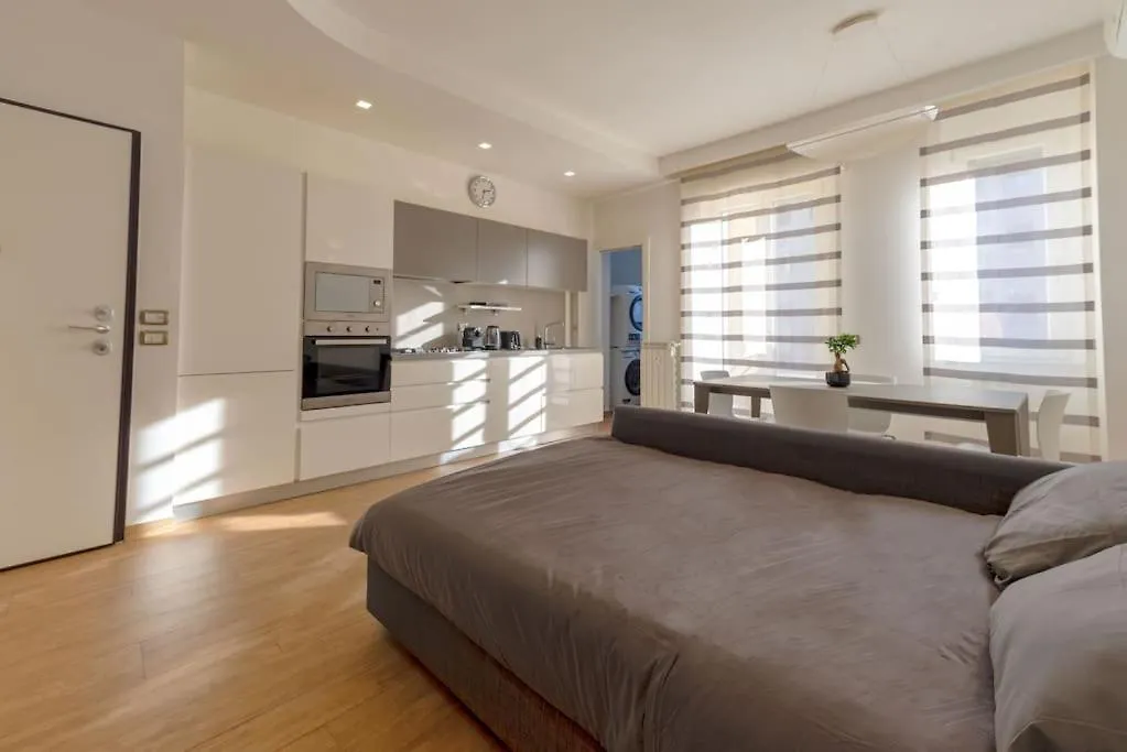 Apt. Linate - Duomo A 10 Minuti Apartment Milan 0*,  Italy